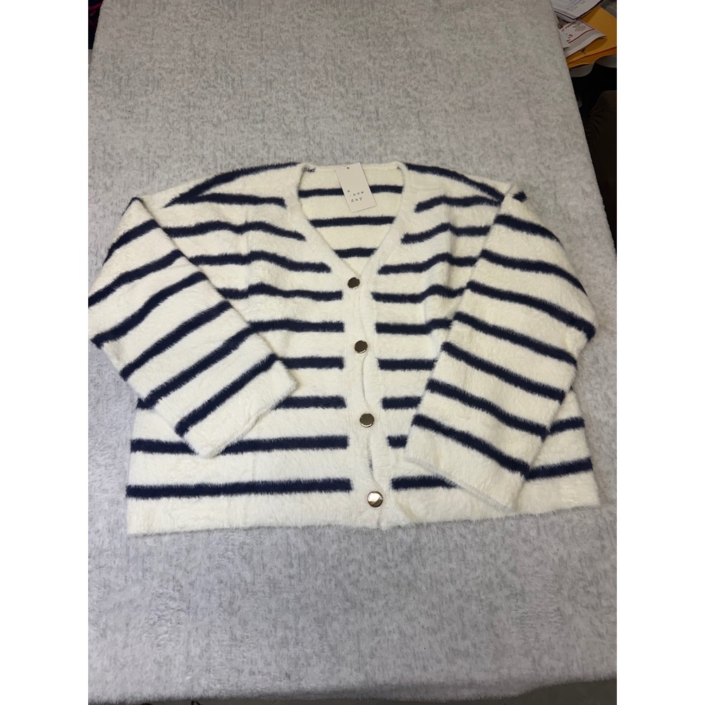A New Day Womens 1X Navy White Striped Fuzzy Knit Cardigan Gold‎ Buttons NEW